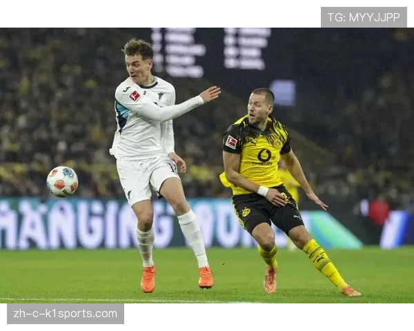 巴萨关注霍芬海姆前锋阿斯拉尼，经纪人确认已进行转会接触